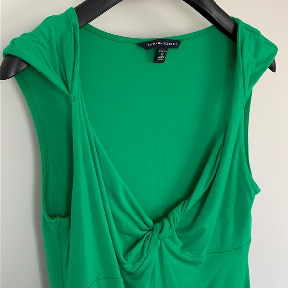 Banana Republic Twist Top - Picture 1 of 4